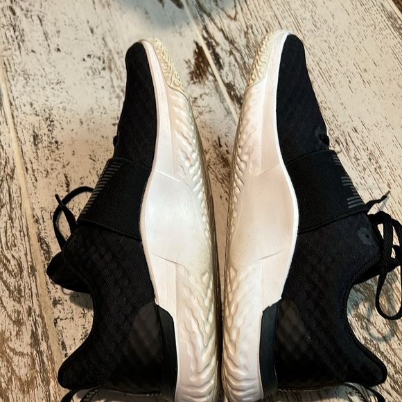 Nike Womens Comfort Footbed Sneakers - Picture 3 of 7